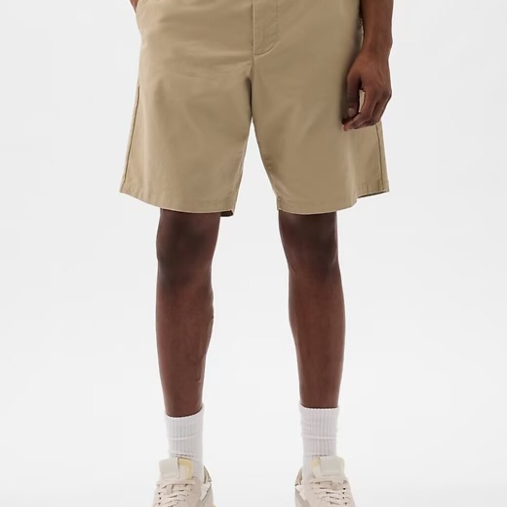 GAP Men's Khaki Shorts, Flat Front 12" NWOT